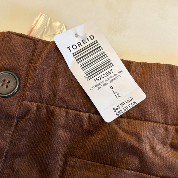 Torrid corduroy skirt - Picture 3 of 5
